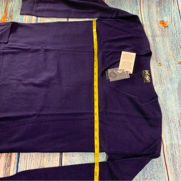 100% pure extra fine merino wool sweater v-neck navy pullover 424 Lord & Taylor - Picture 13 of 17